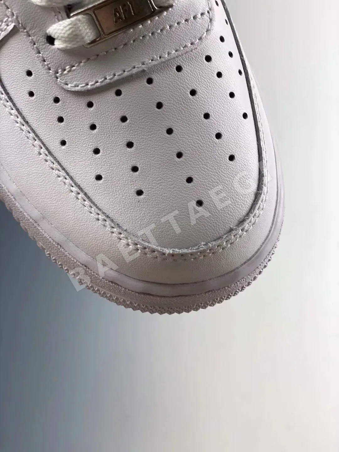 나이키포스 에어 포스 1 로우탑 신발 상세 이미지 9
