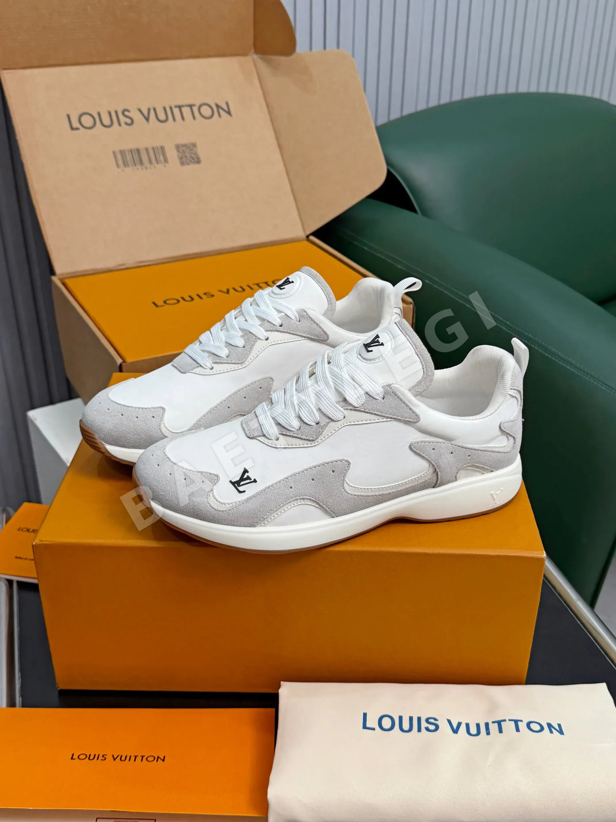 루이비통 LV 드롭 300 (LV Drop 300) 스니커즈 상세 이미지 5