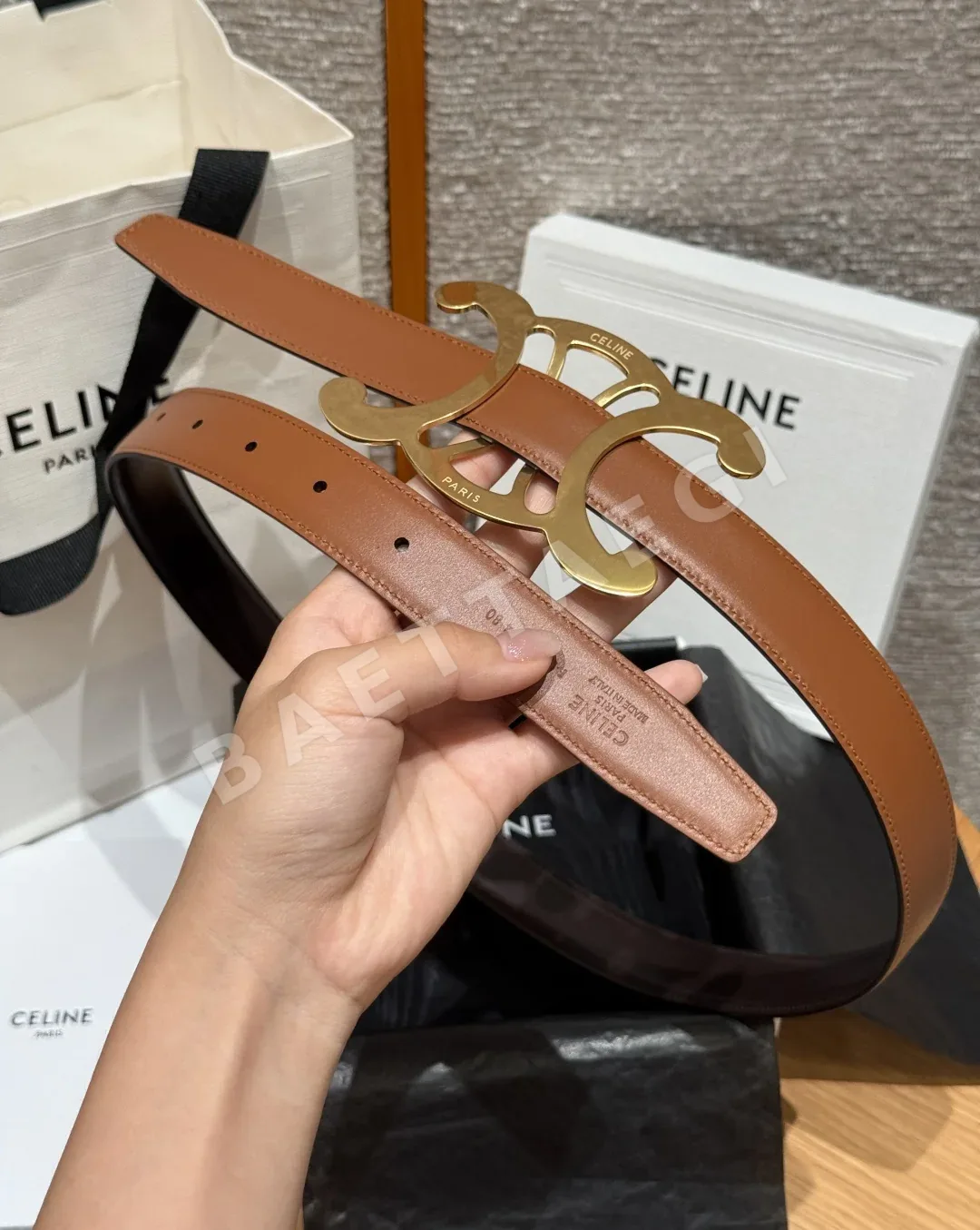 셀린느 트리옴프 코어 소가죽 벨트 상세 이미지 9