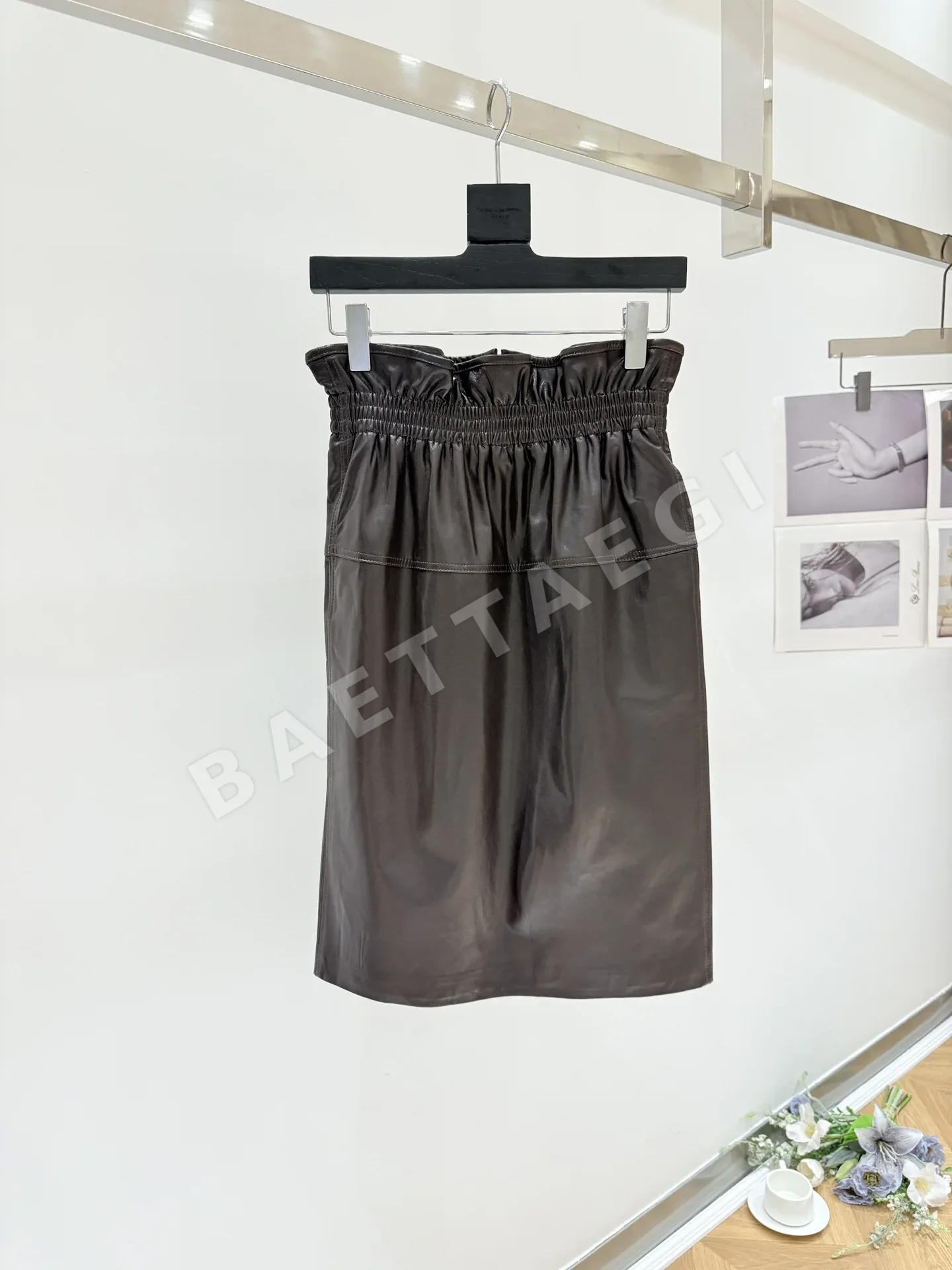 생로랑 레더 스커트 206748