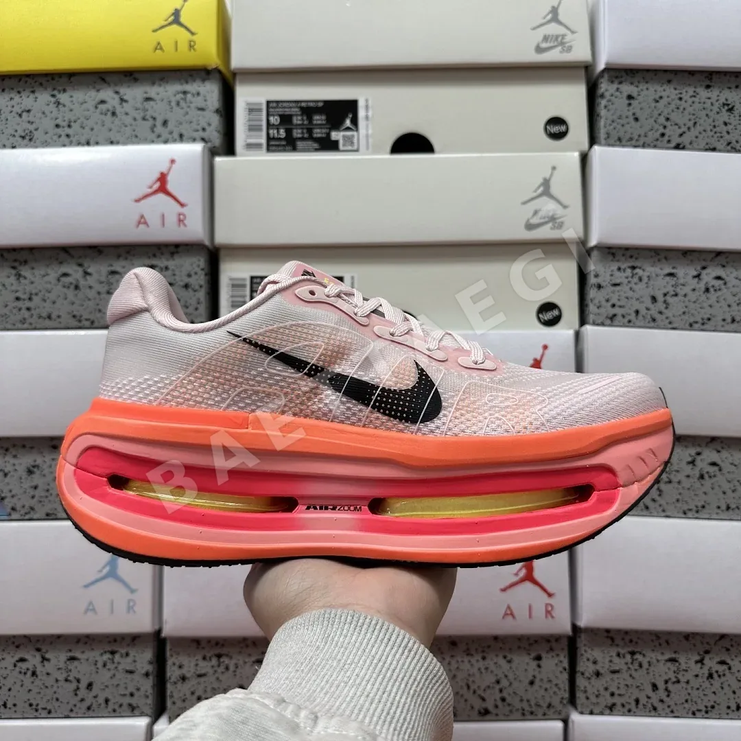 나이키 [5A] 보메로 프리미엄 핑크 오렌지 HQ2050-442 201625 Nike Vomero Premium 상세 이미지 2