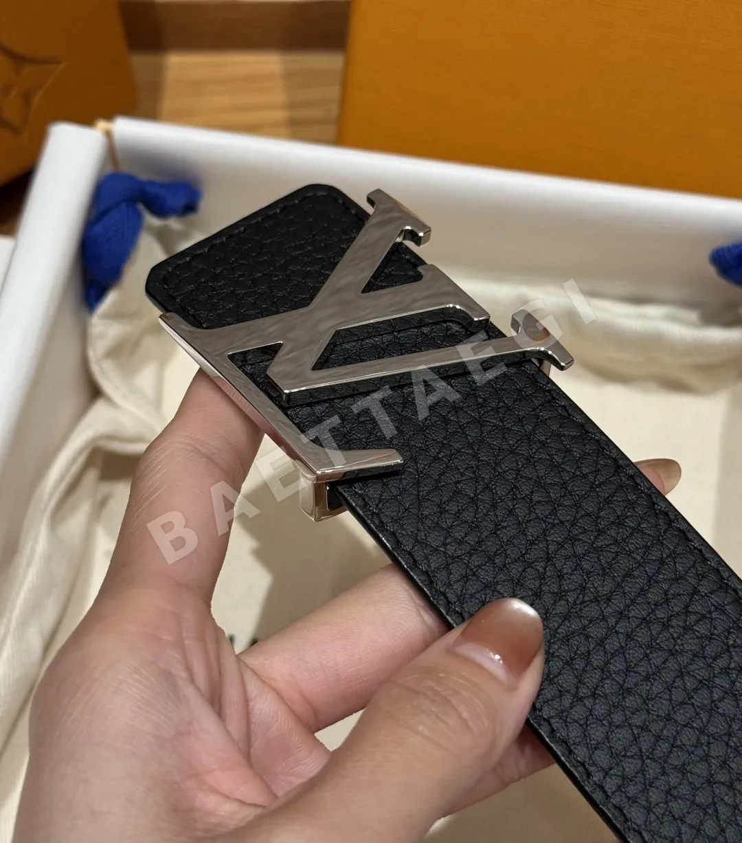 루이비통 TAURILLON 40mm 리버시블 벨트 상세 이미지 7
