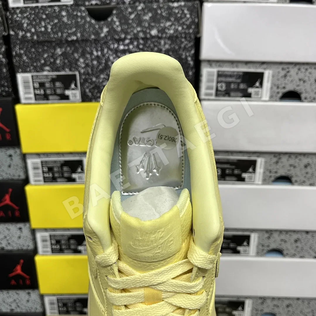 나이키 [G] 에어 포스 1 로우 옐로우 CZ8065-800 201759 Nike Air Force 1 Low Drake NOCTA 상세 이미지 6