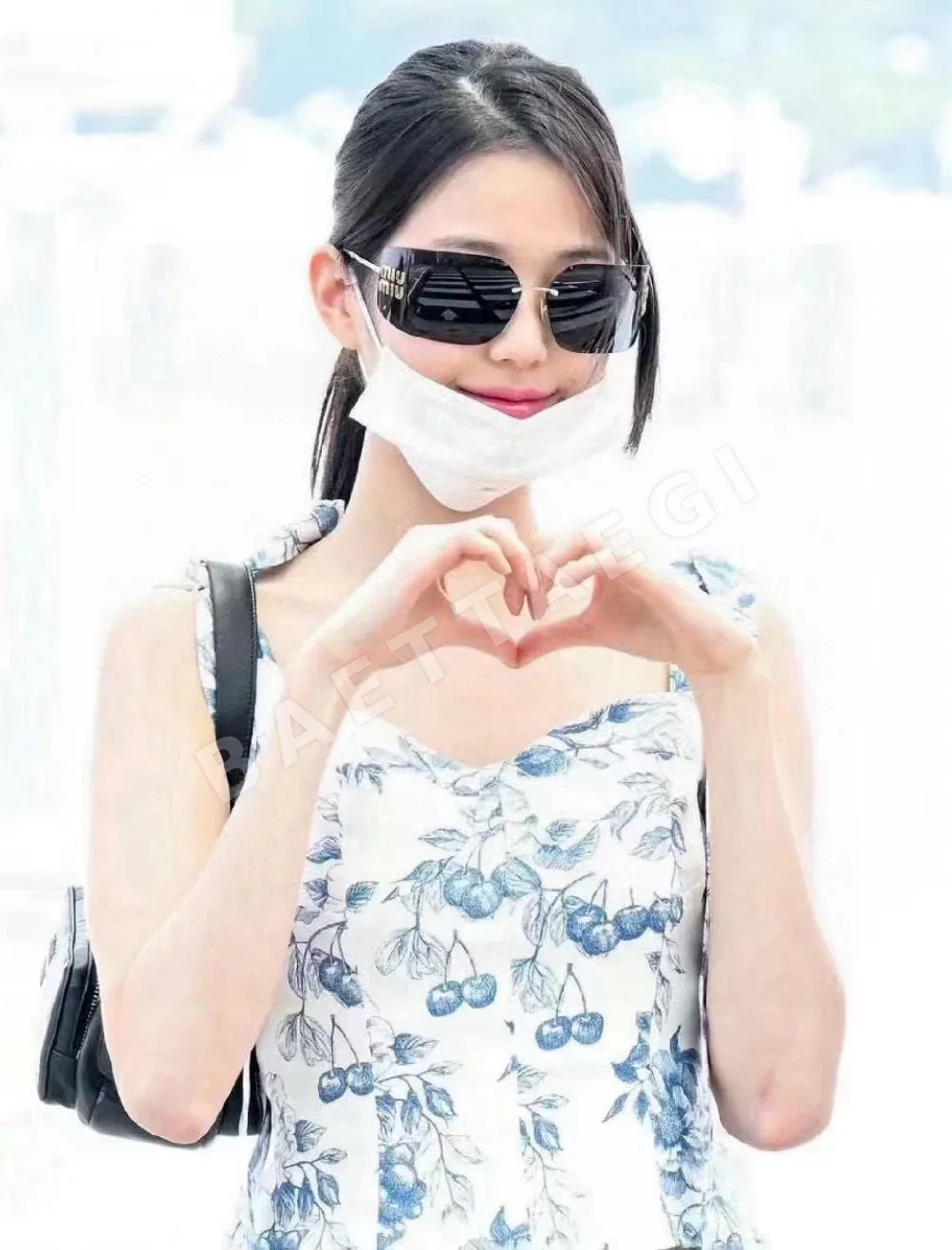 미우미우 68입 선글라스 상세 이미지 5