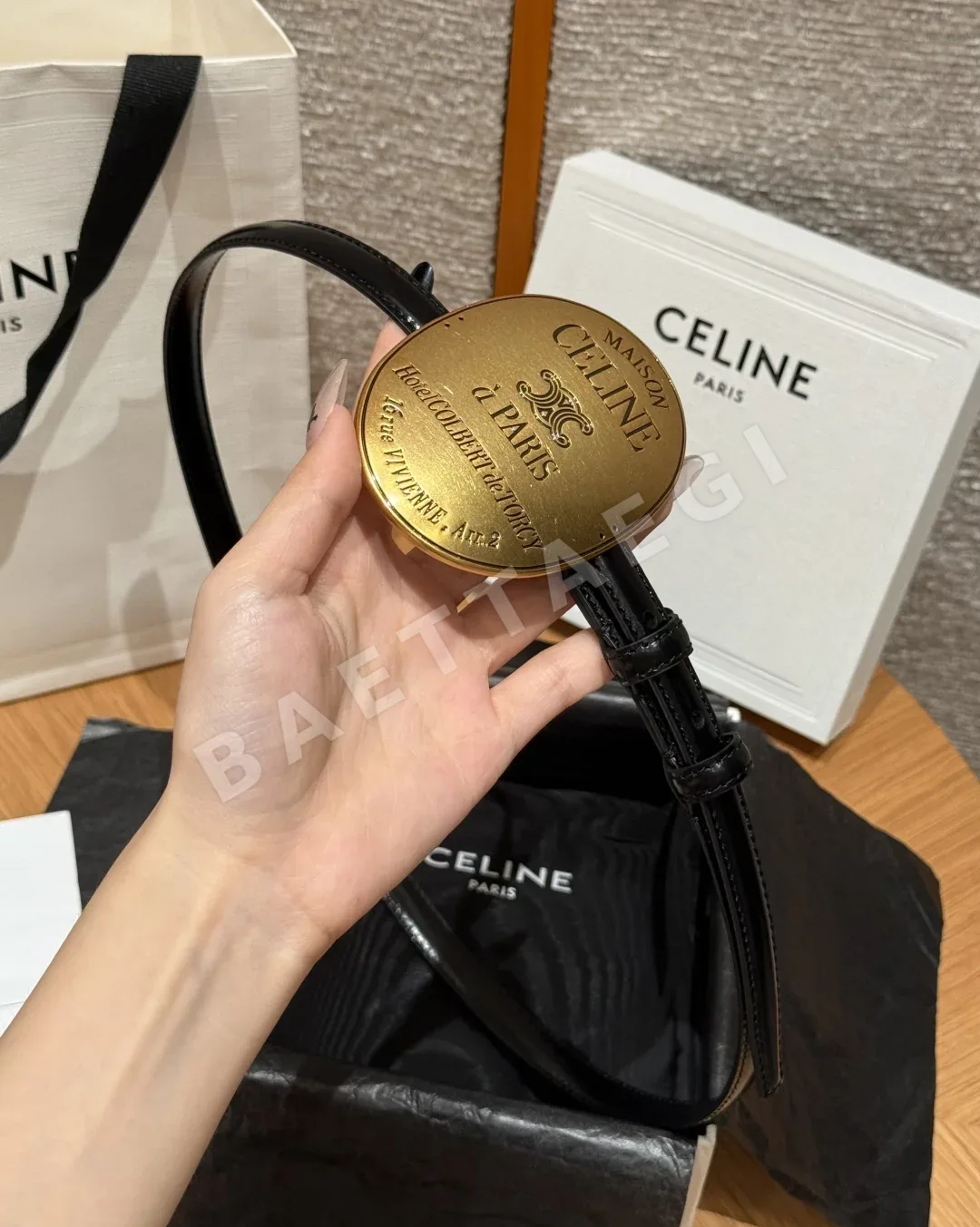 셀린느 메종 13mm 라펠 버클 가죽 벨트 상세 이미지 3
