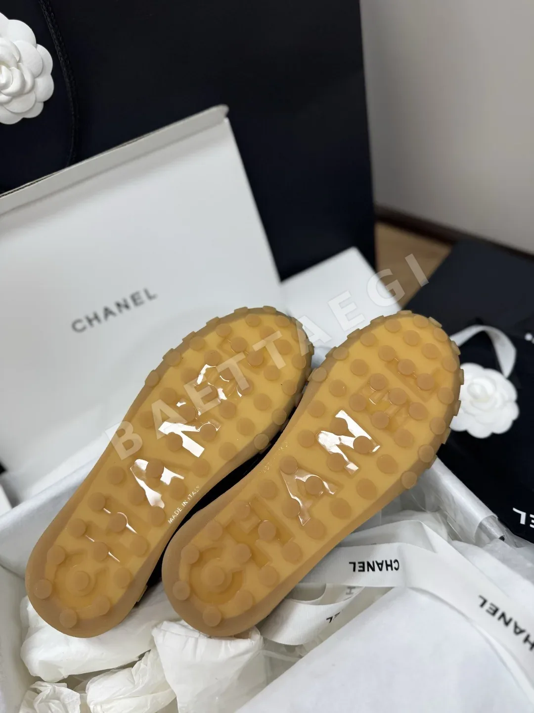 샤넬 26S 레트로 스웨이드 캔버스 여성 신발 상세 이미지 8