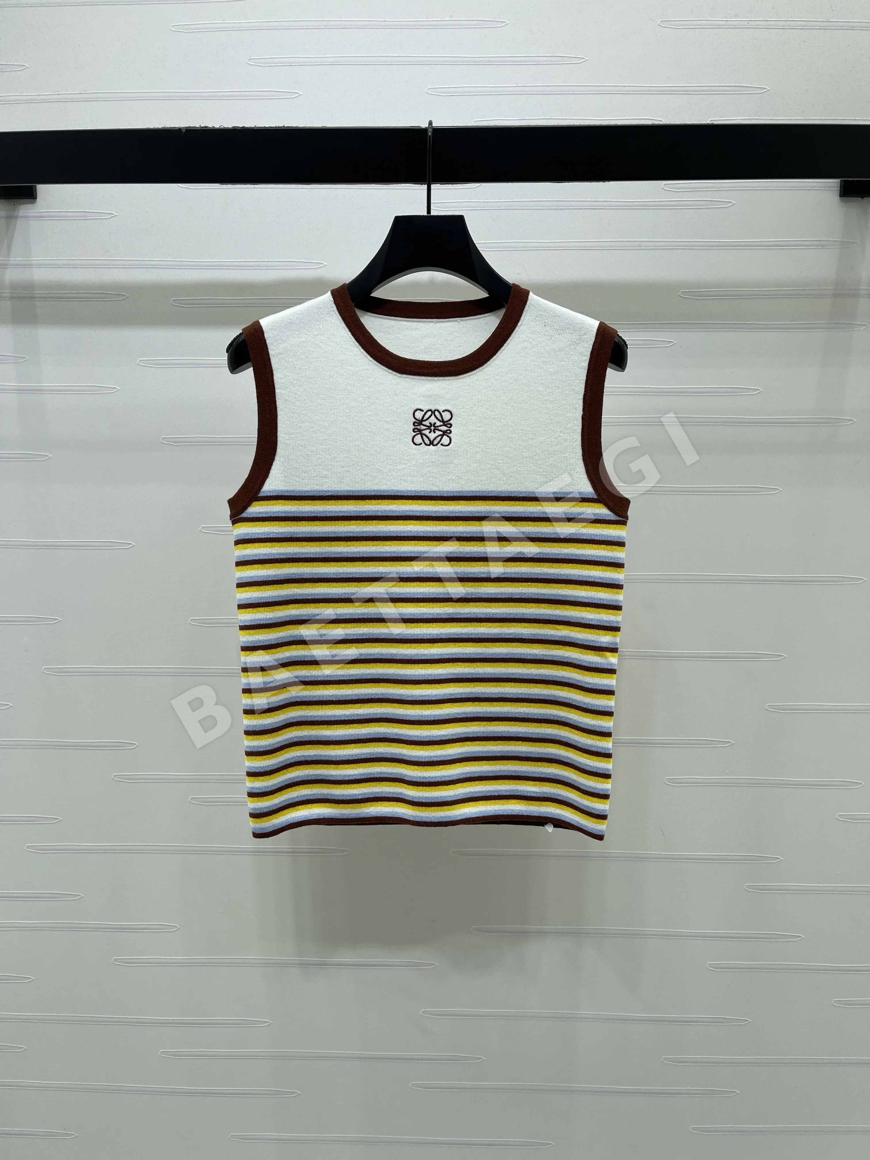 로에베 여성 반팔 상세 이미지 10