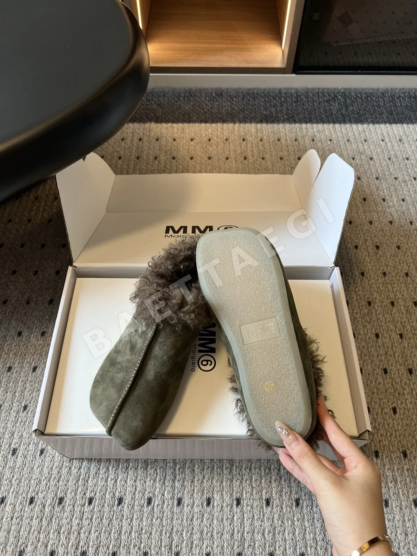 마르지엘라 플러시 하프 뮤ー 슬리퍼 상세 이미지 3