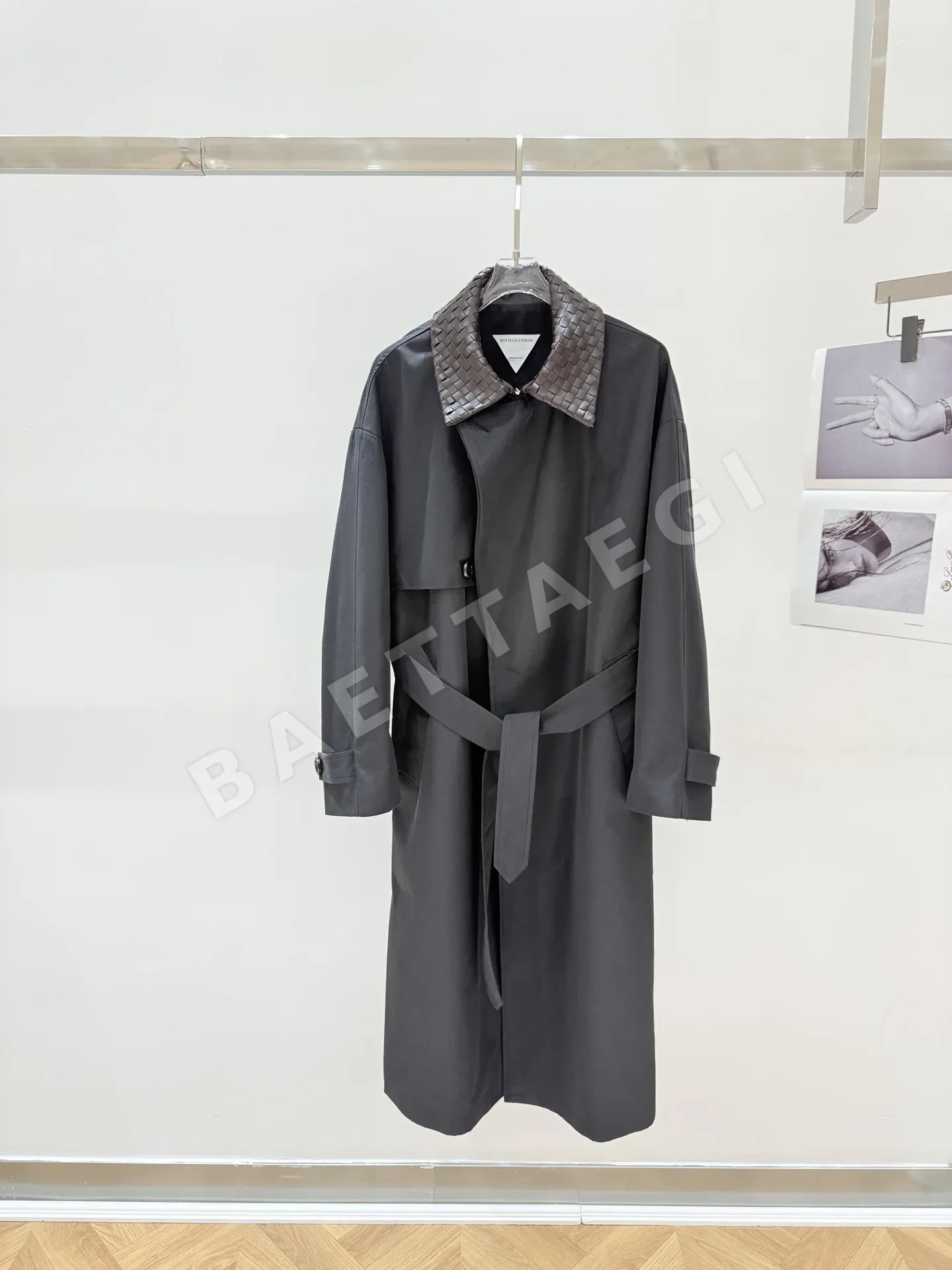 보테가베네타 여성 라펠 자켓 상세 이미지 3