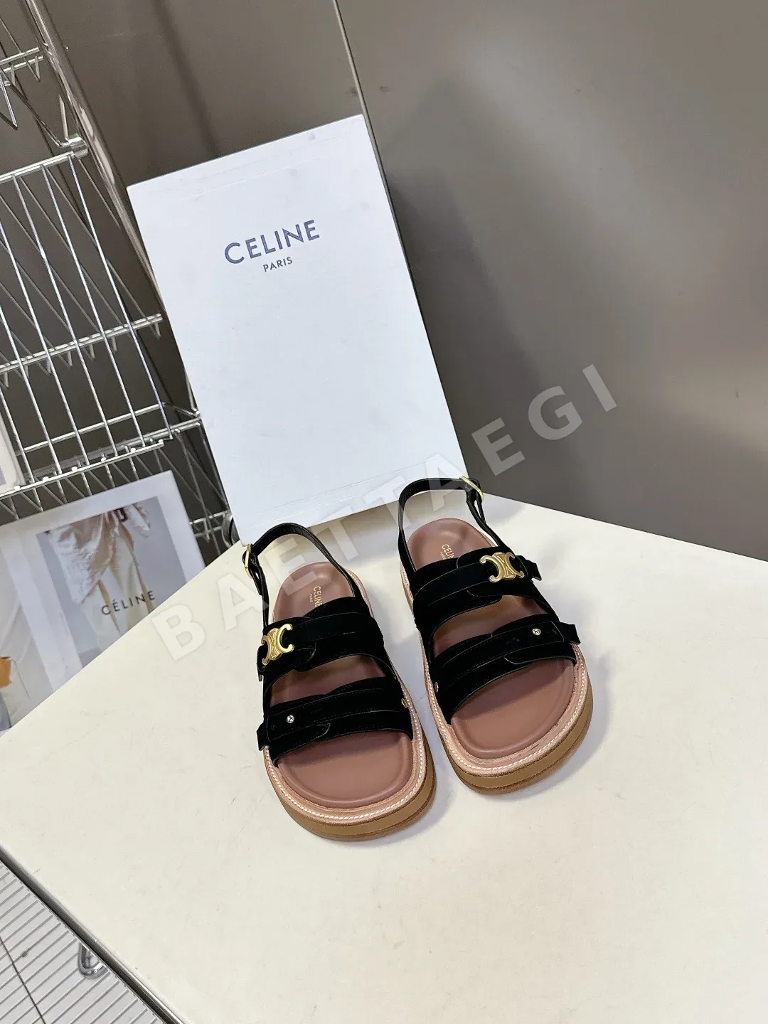 셀린느 빈티지 로마 샌들 116354