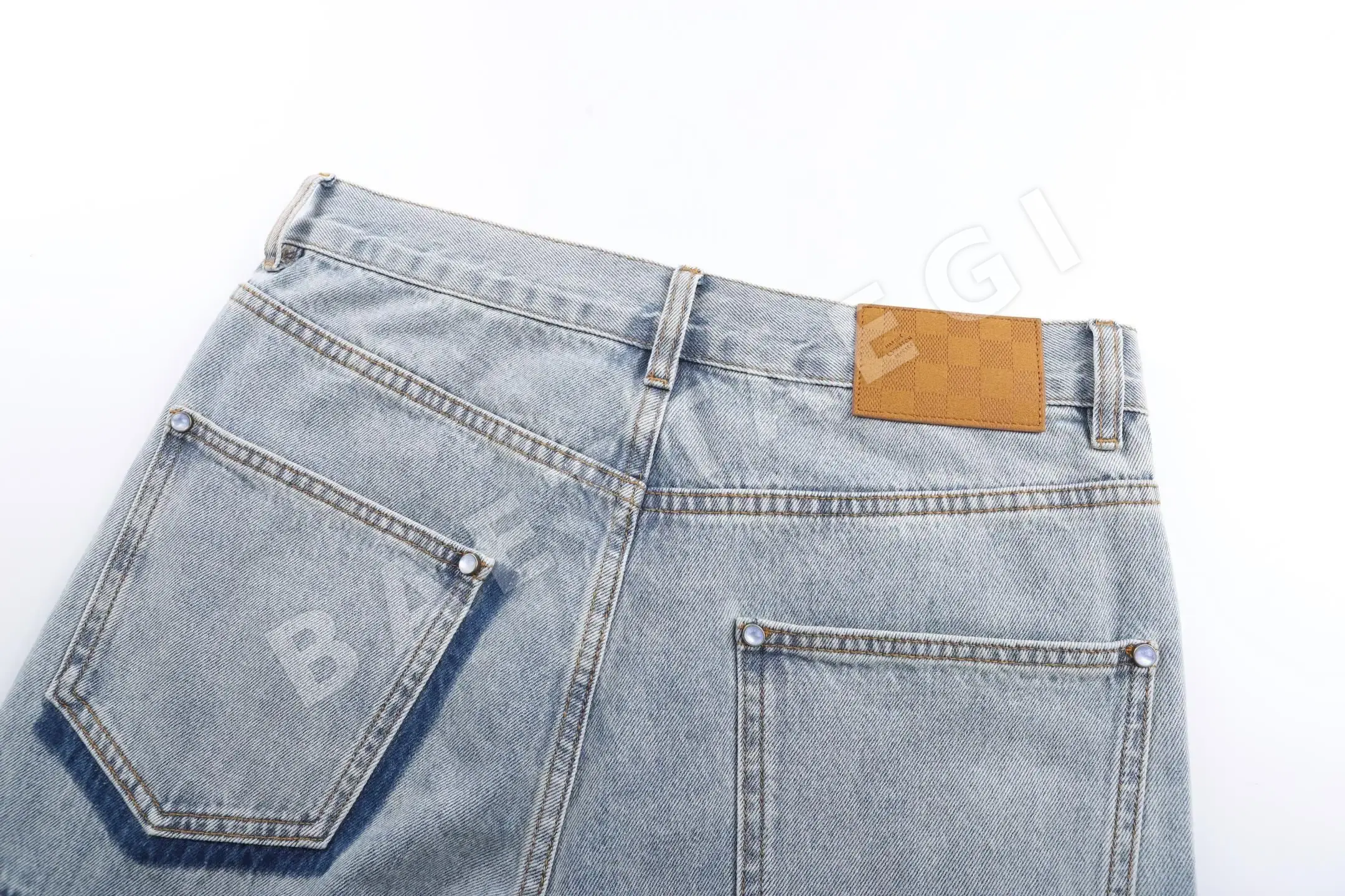 루이비통 패치워크 데님 바지 상세 이미지 4