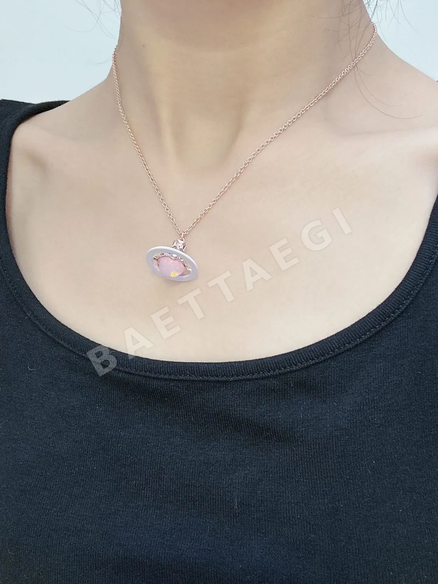 비비안웨스트우드 베이비 해피 플래닛 큐빅 목걸이 64942
