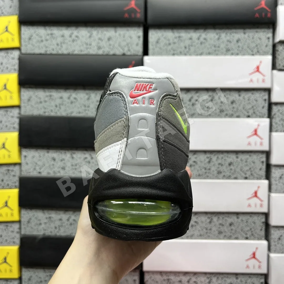 나이키 [GX] 에어 맥스 95 프리미엄 IM2211-001 202027 Nike Air Max 95 Premium Greedy 상세 이미지 7