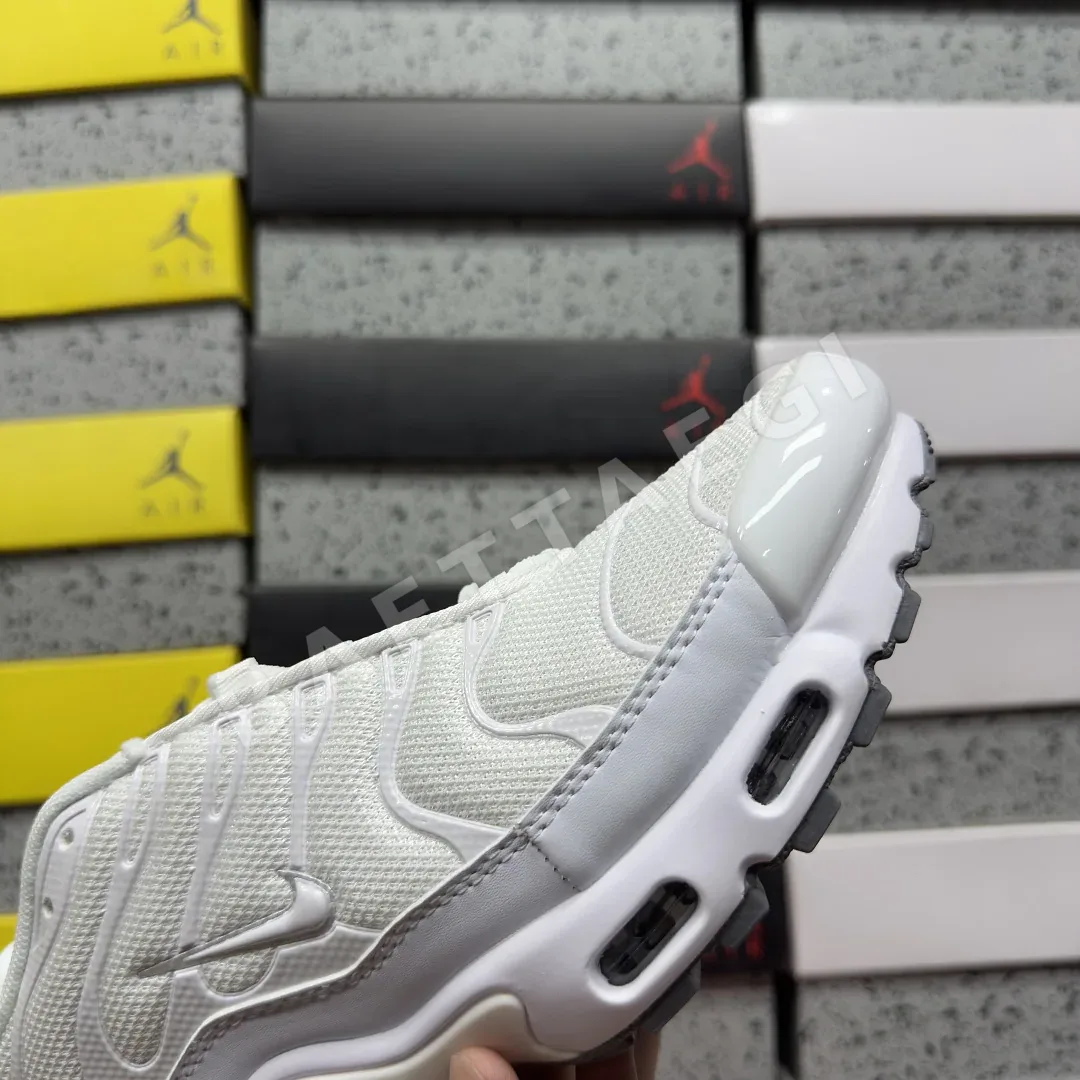 나이키 [BD] 에어 맥스 플러스 604133-139 201849 Nike Air Max Plus White 상세 이미지 3
