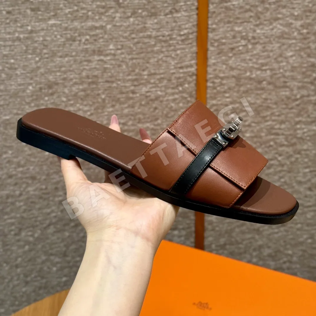 에르메스 켈리 줄리아 샌들 8285