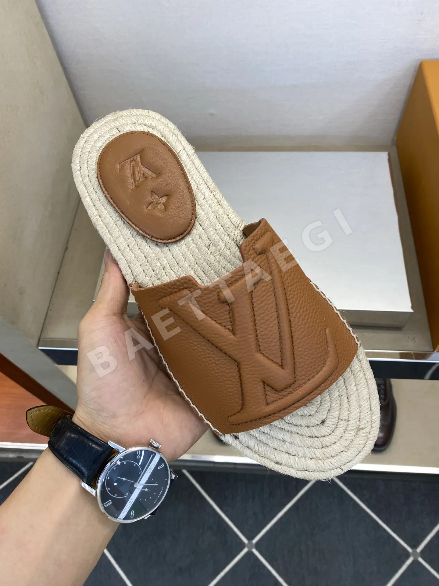 루이비통 LV 포르토피노 뮬 상세 이미지 4