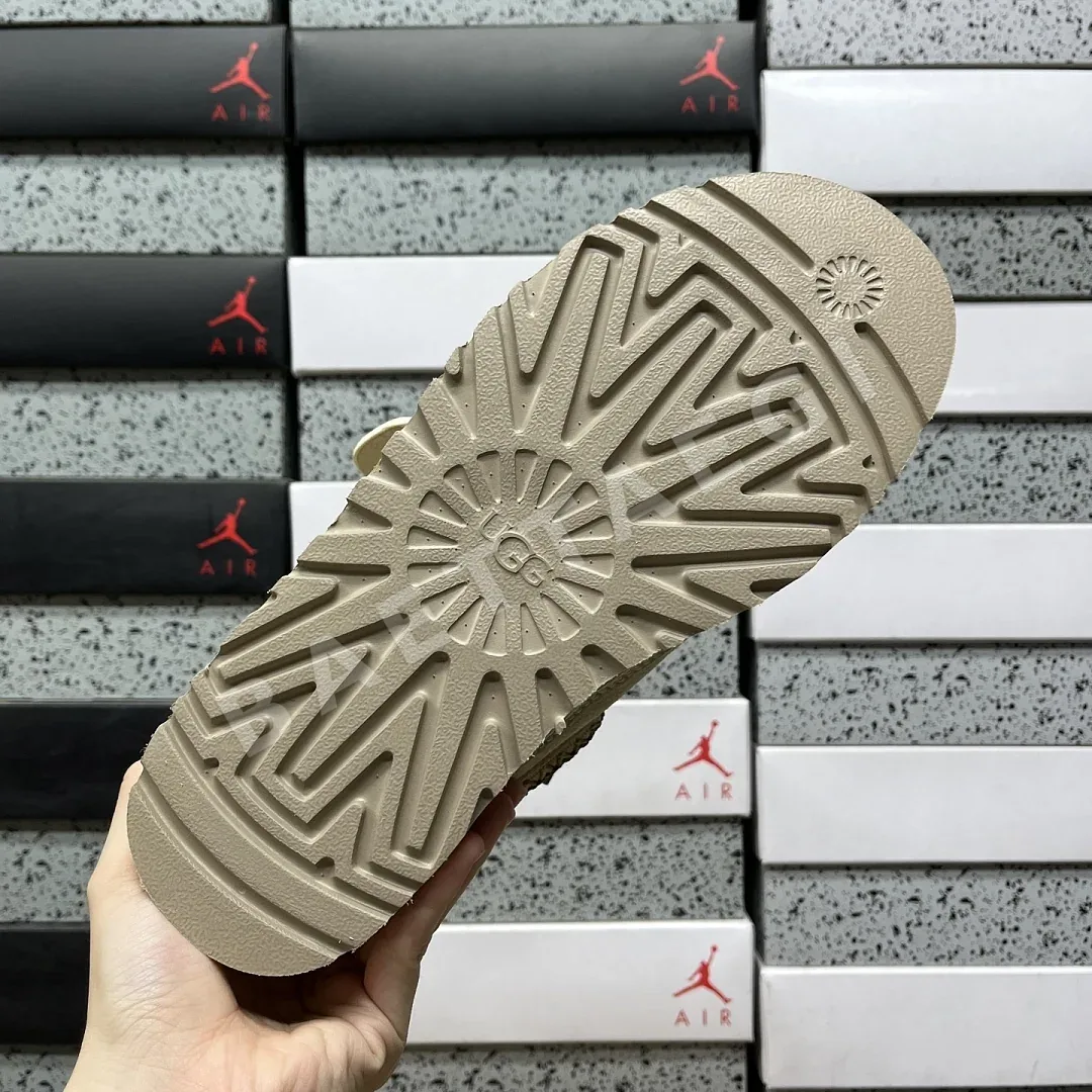 어그 [OT] 209039 UGG 상세 이미지 6