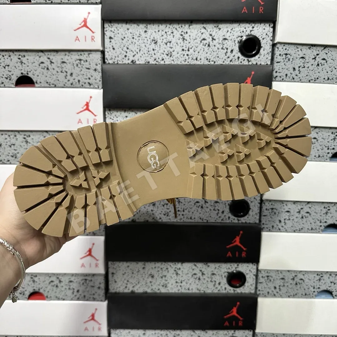 어그 [OT] 5856 옐로우 209138 UGG 5856 상세 이미지 8