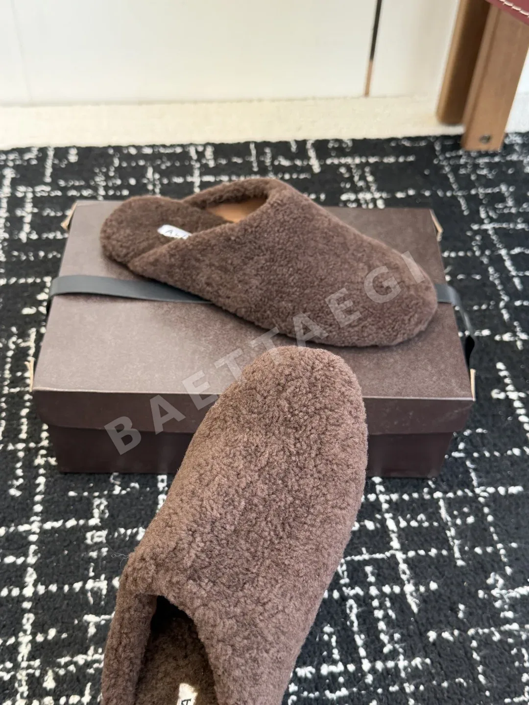 알라이아 울 프렌치 발레 플랫 상세 이미지 5