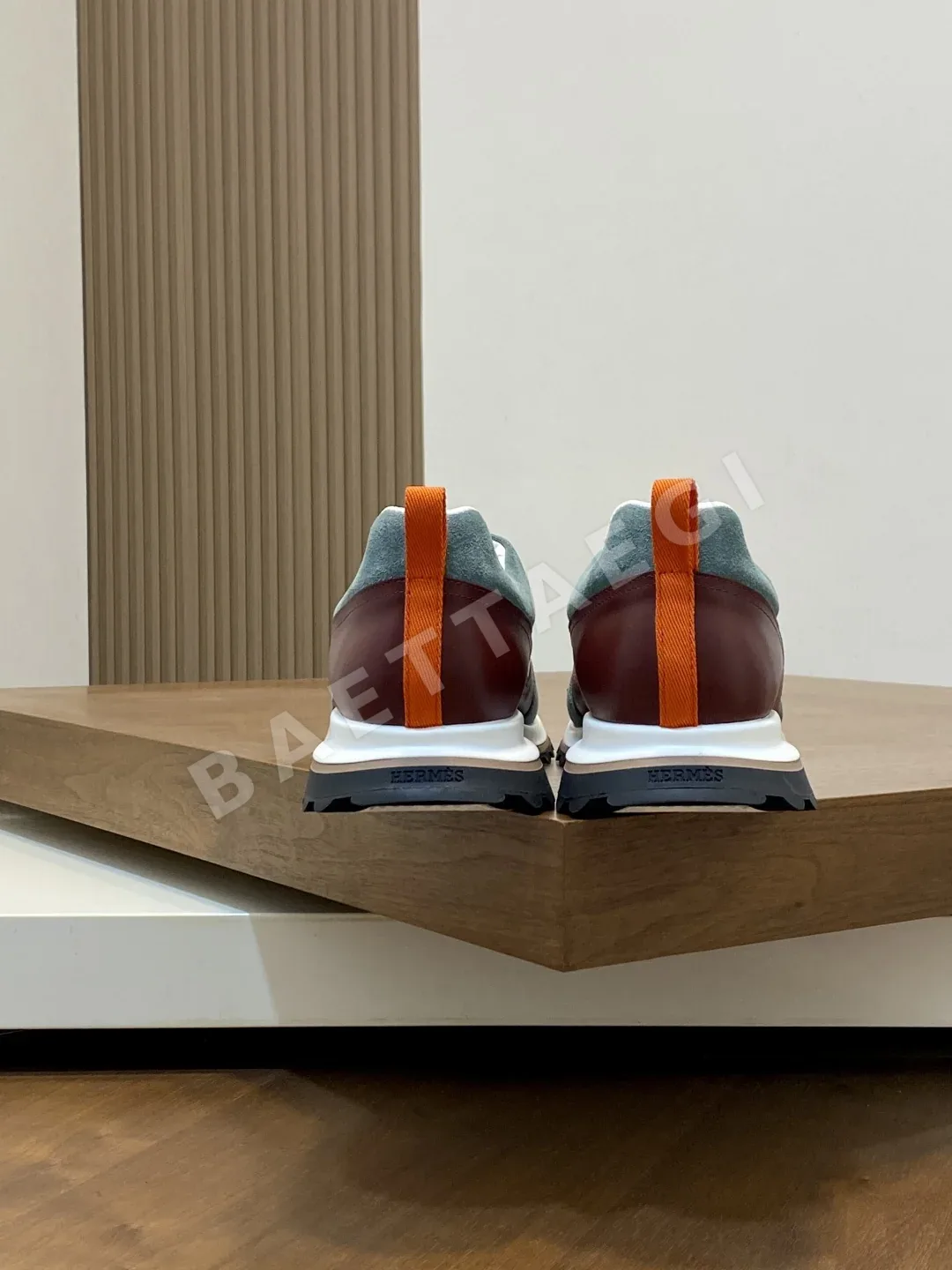 에르메스 리더 스니커즈 남성 상세 이미지 8
