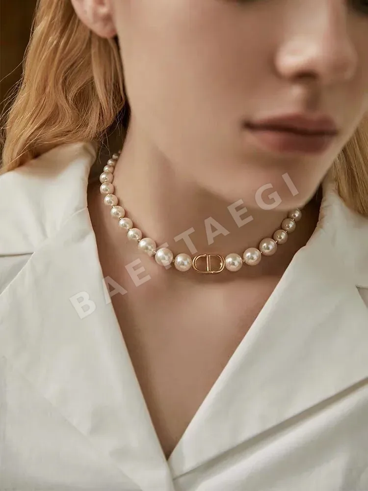 디올 CD 진주 초커 목걸이 상세 이미지 2