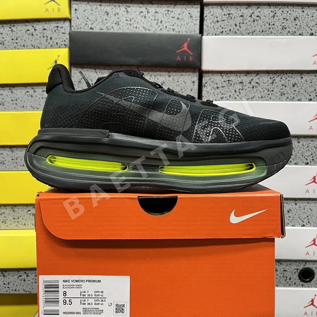 나이키 [CG] 보메로 프리미엄 HQ2050-001 201987 Nike Vomero Premium Black Volt