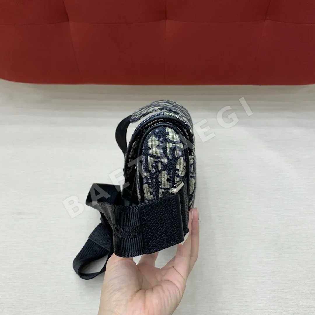 디올 새들백 가방 상세 이미지 5