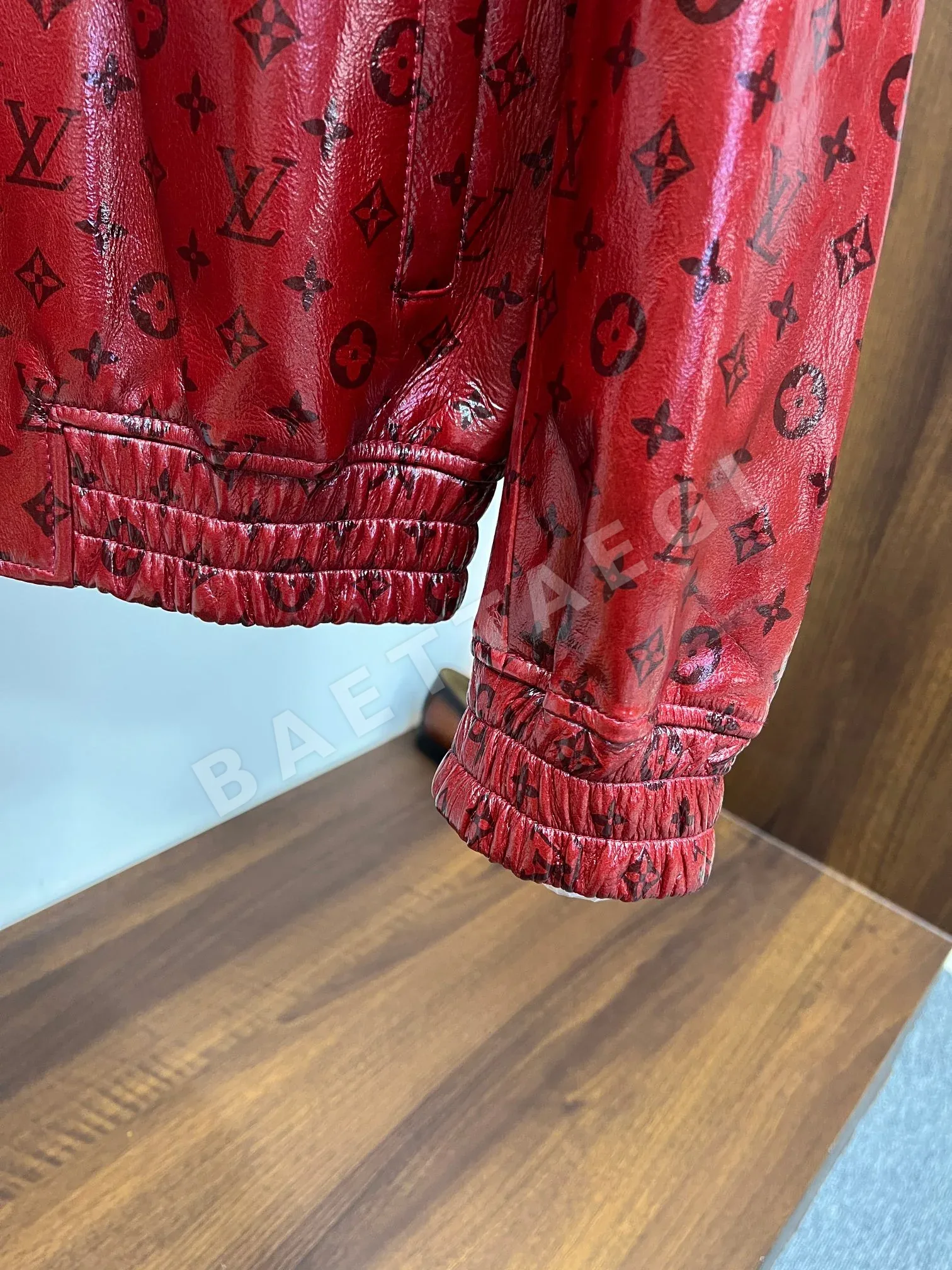 루이비통 모노그램 빈티지 베르니 트랙수트 톱 상세 이미지 4