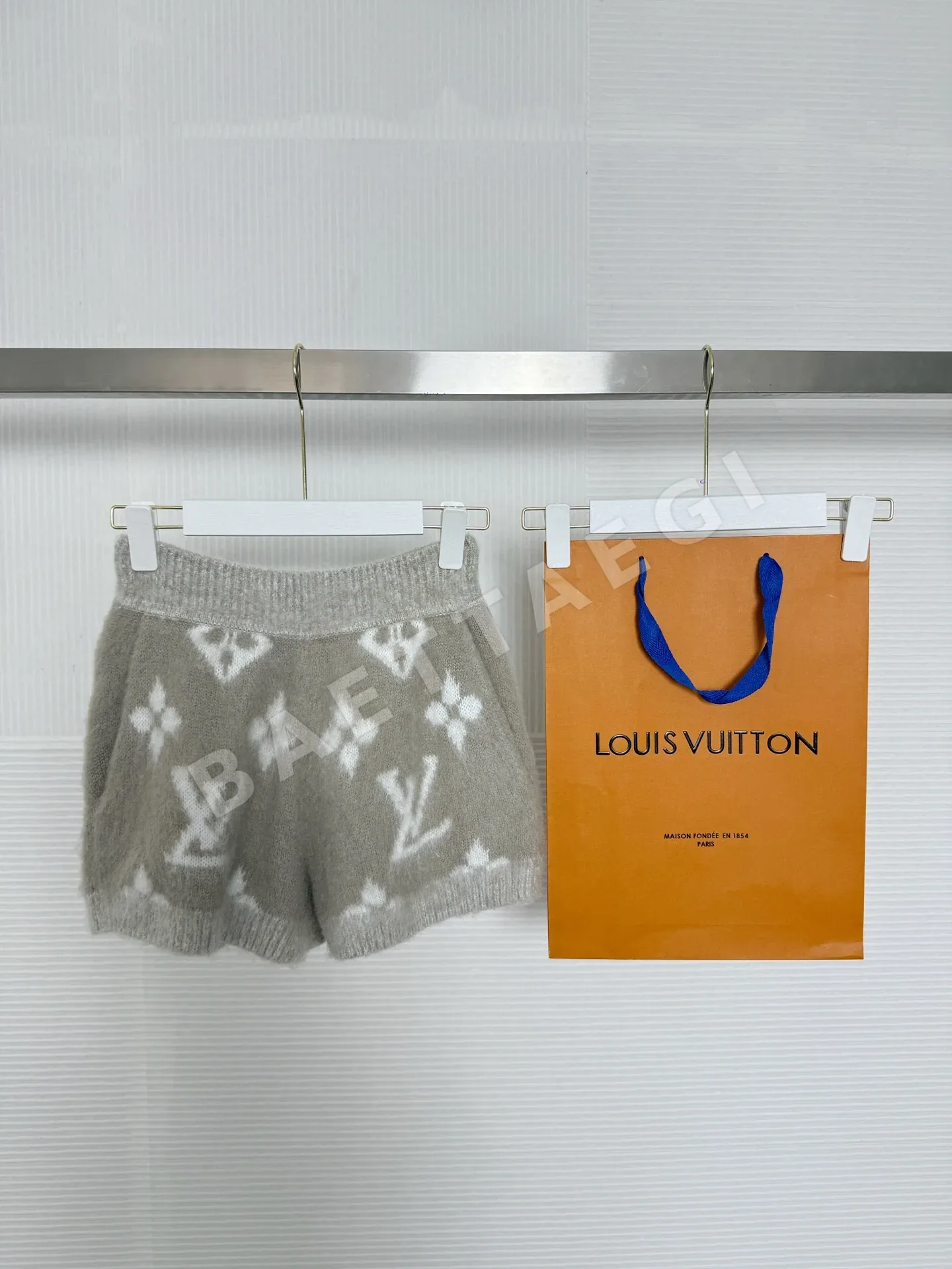 루이비통 모헤어 혼방 플리스 반바지 212657