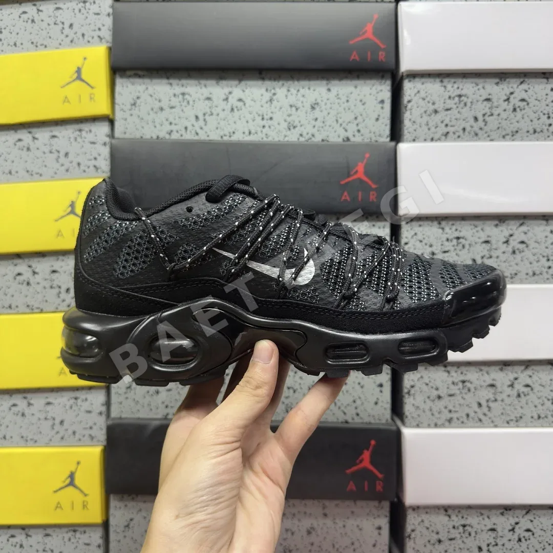 나이키 [BD] 에어 맥스 플러스 FD0670-001 201901 Nike Air Max Plus Toggle Black Reflective 상세 이미지 3