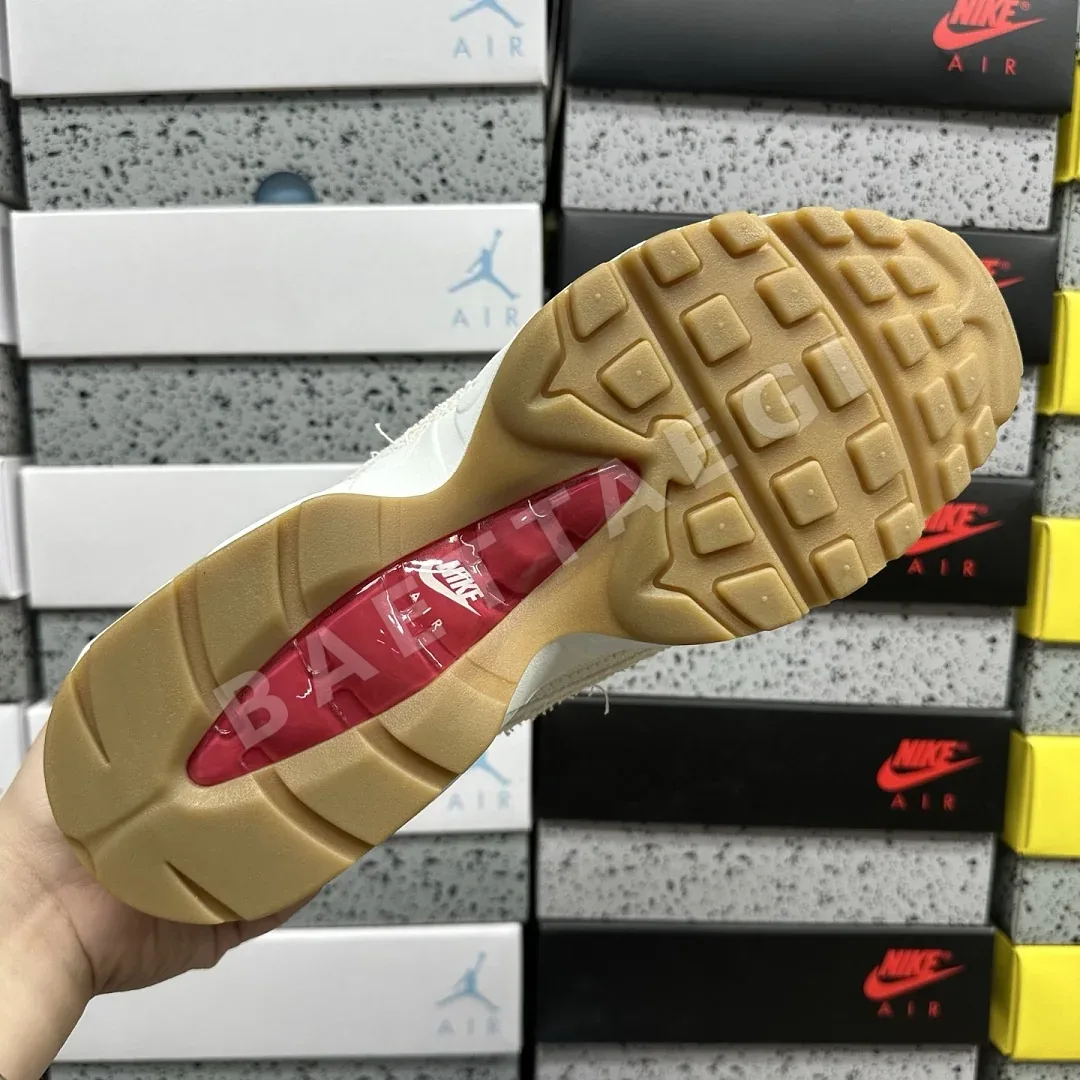 나이키 [GX] 에어 맥스 95 OG IM4743-100 201717 Nike Air Max 95 OG Light Orewood Brown 상세 이미지 9