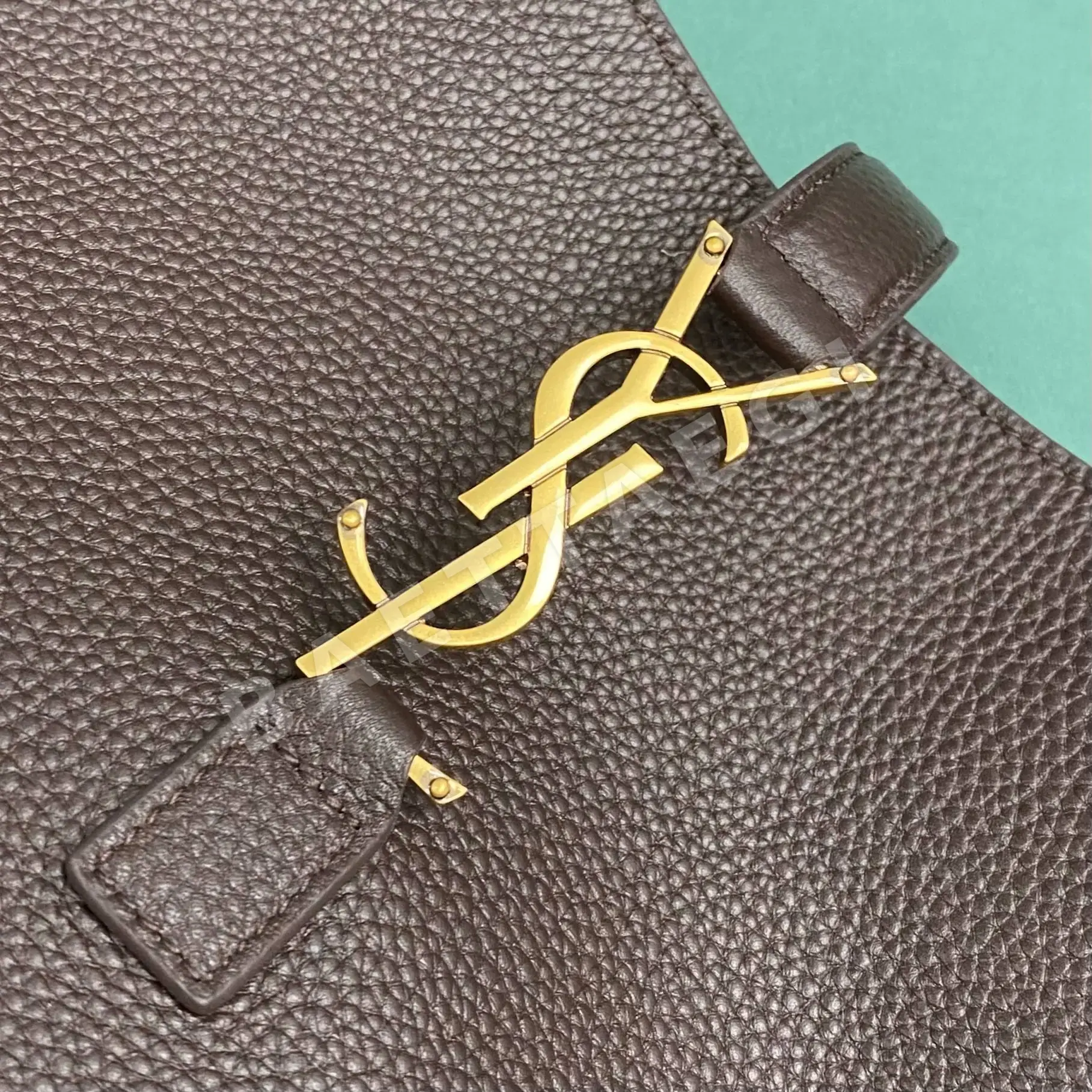 생로랑 라이트 커피 YSL Bea 가방 상세 이미지 7