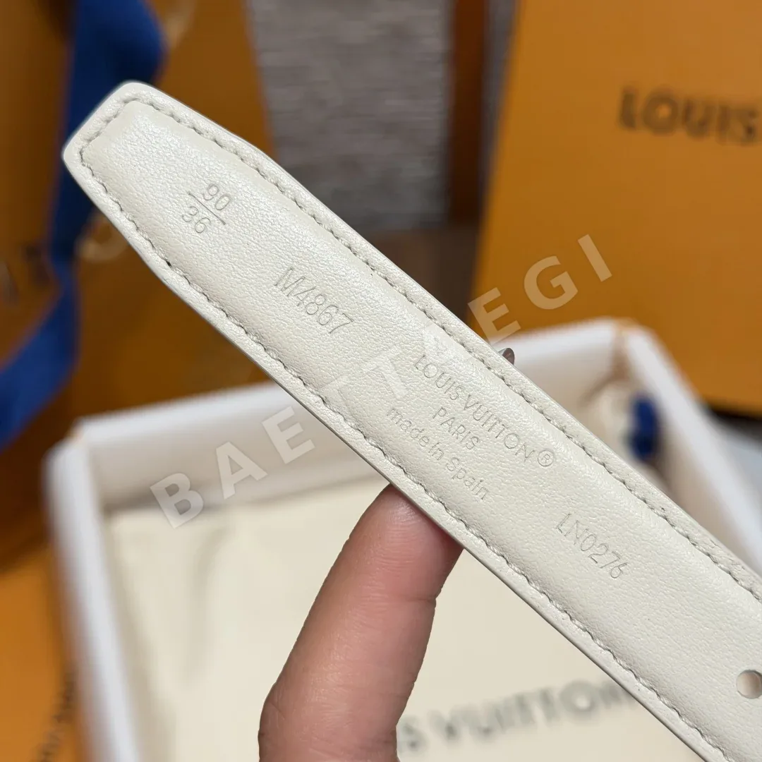 루이비통 블룸 20mm 모노그램 리버서블 벨트 상세 이미지 8