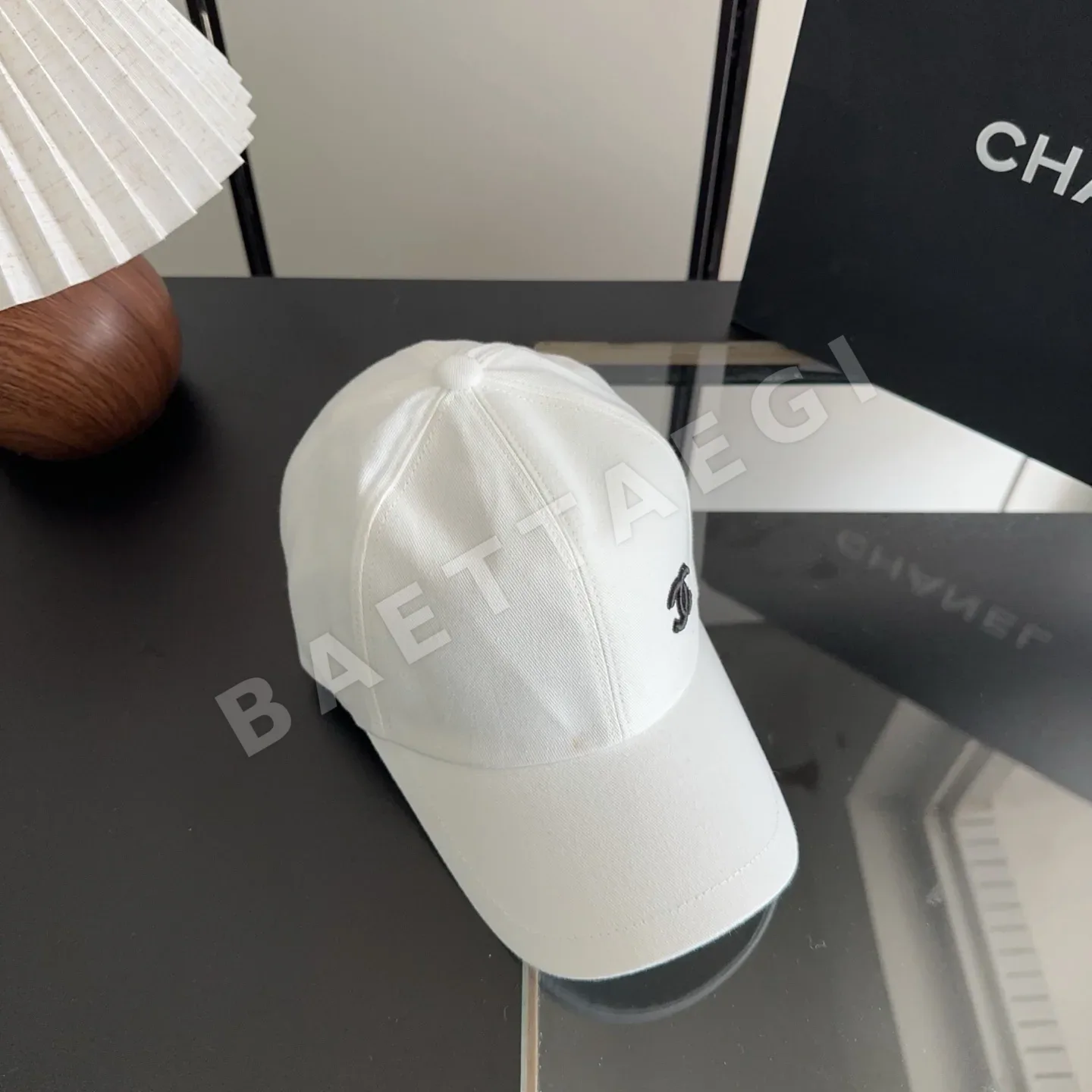 샤넬 클래식 베이스볼 캡 83029