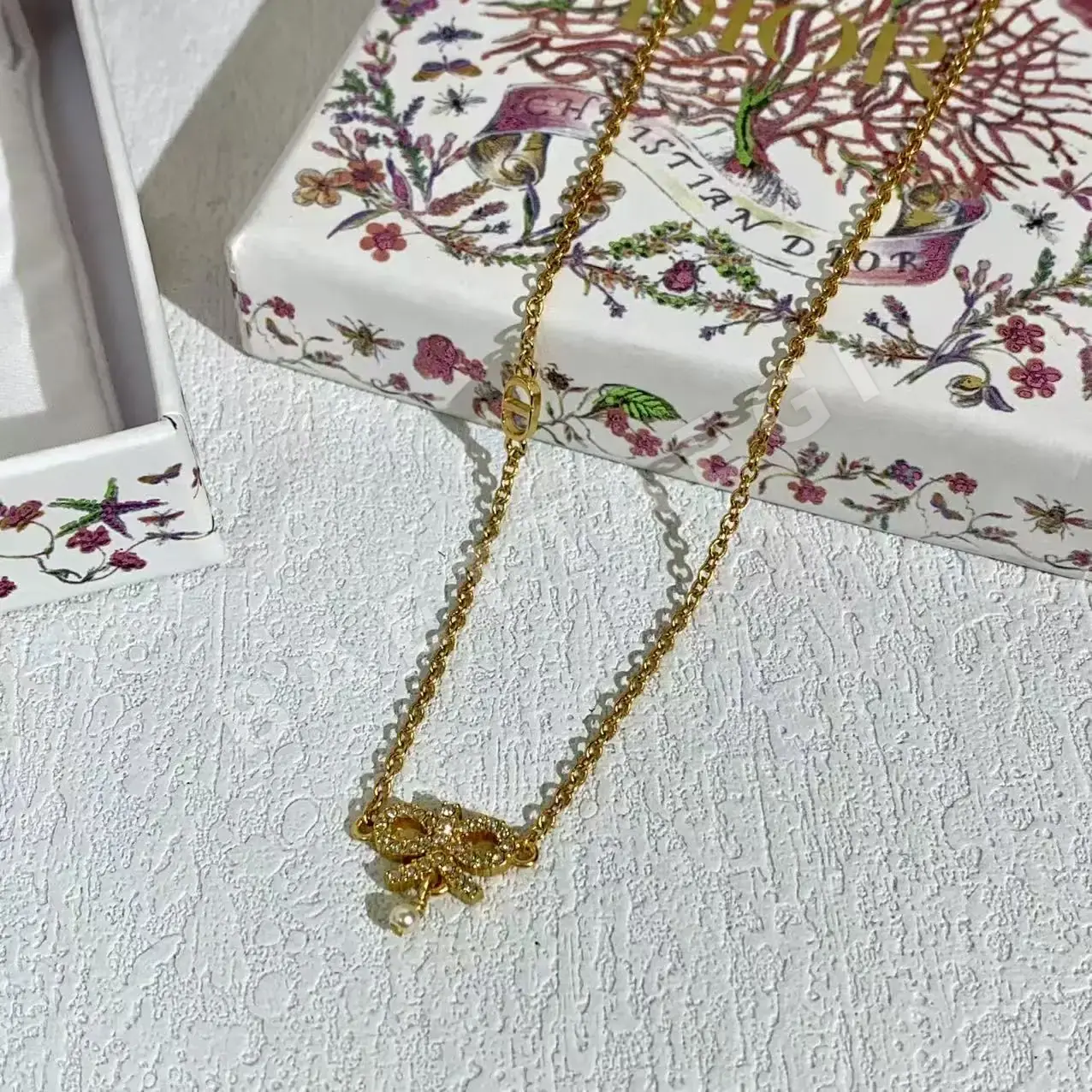 디올 레트로 배색 목걸이 상세 이미지 5