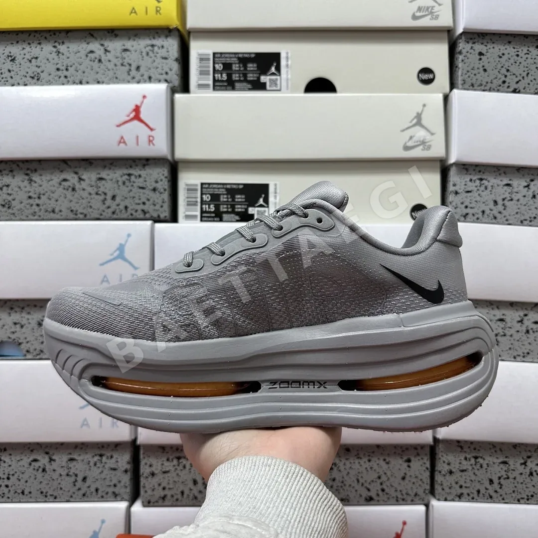 나이키 [5A] 보메로 프리미엄 그레이 HQ2050-755 201632 Nike Vomero Premium 상세 이미지 9