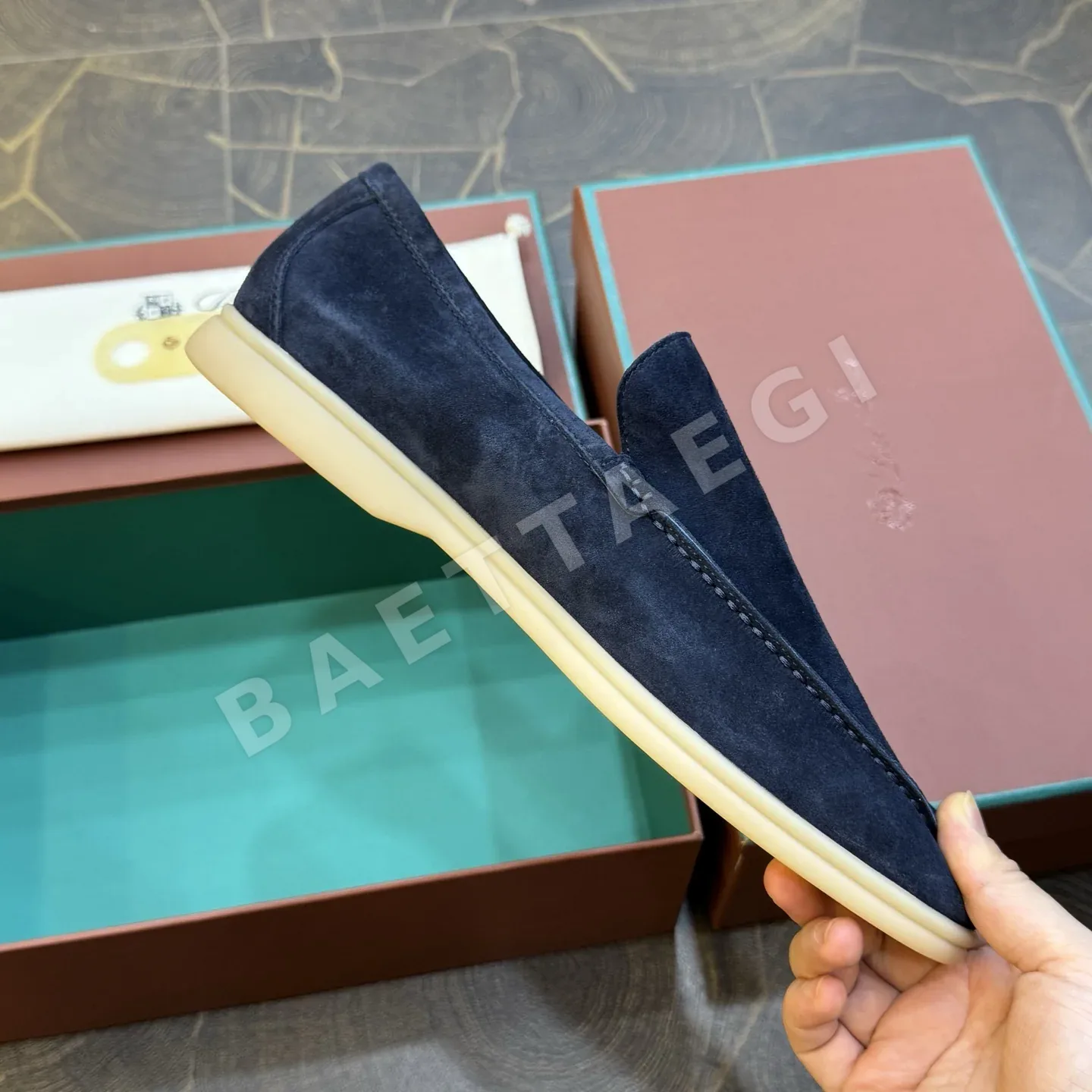 로로피아나 로퍼 스웨이드 상세 이미지 6