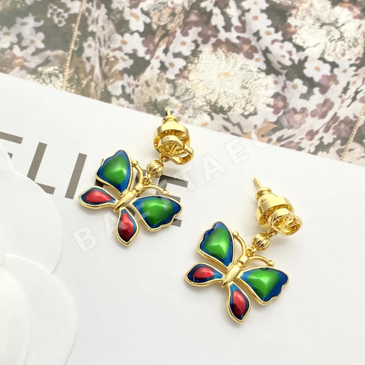 발렌티노 골드 빈티지 에나멜 나비 귀걸이 63469