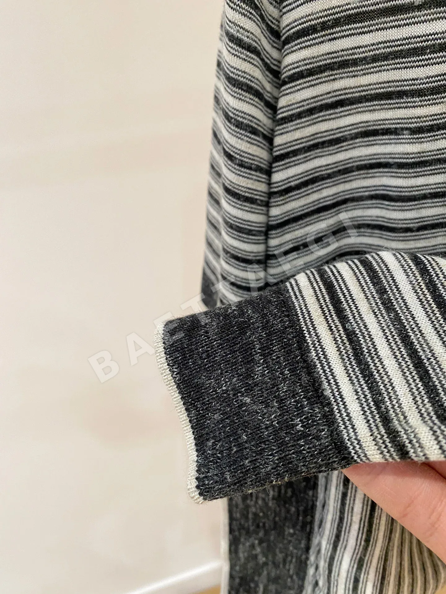 로로피아나 린넨 혼방 남성 반팔 티셔츠 상세 이미지 8