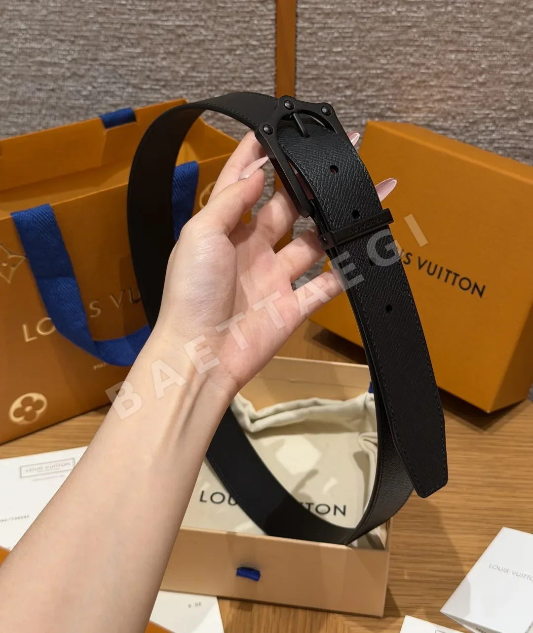 루이비통 프로그 35mm 리버시블 벨트 상세 이미지 3