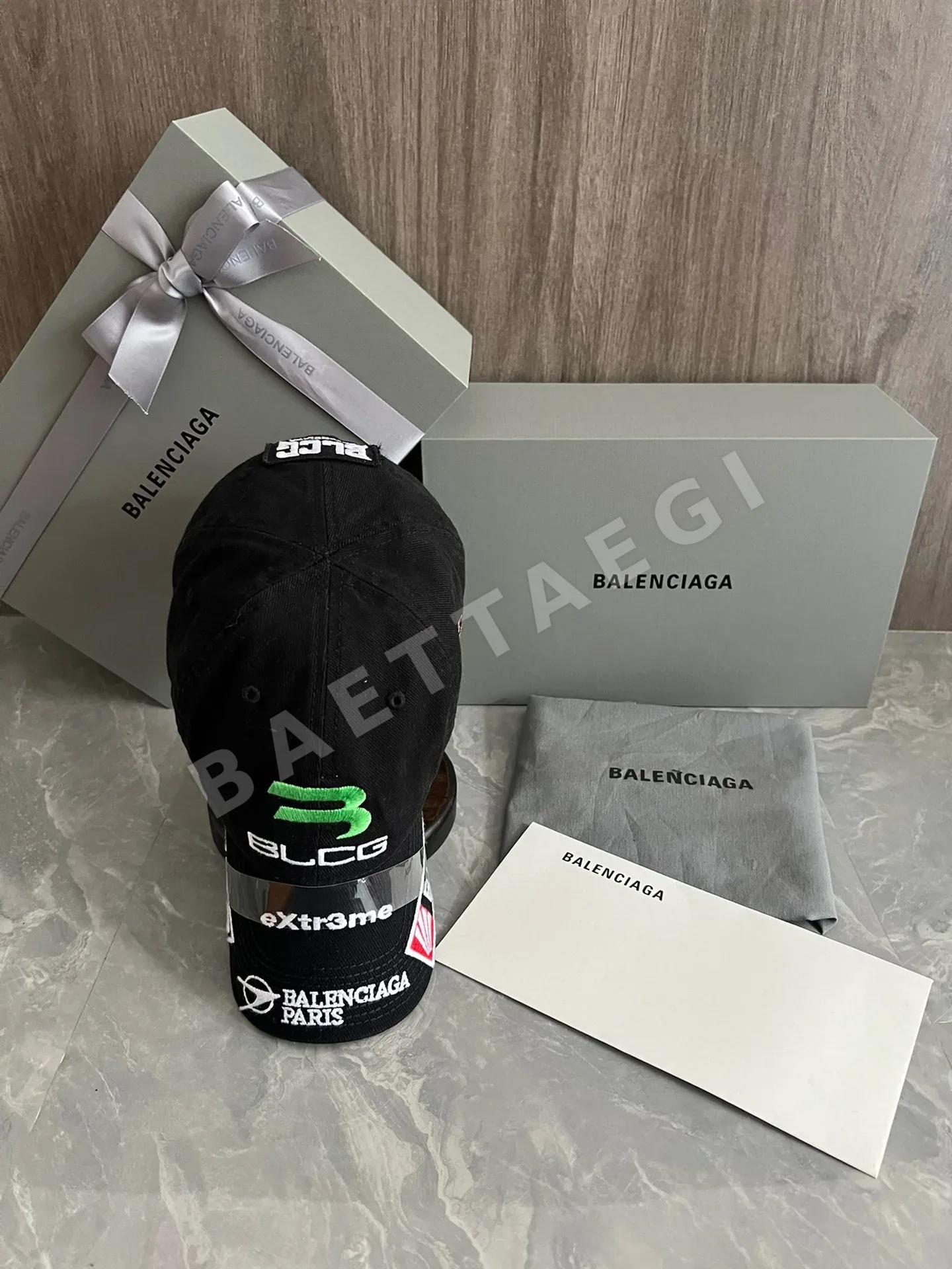 발렌시아가 풀 로고 데미지 가공 야구모자 81509