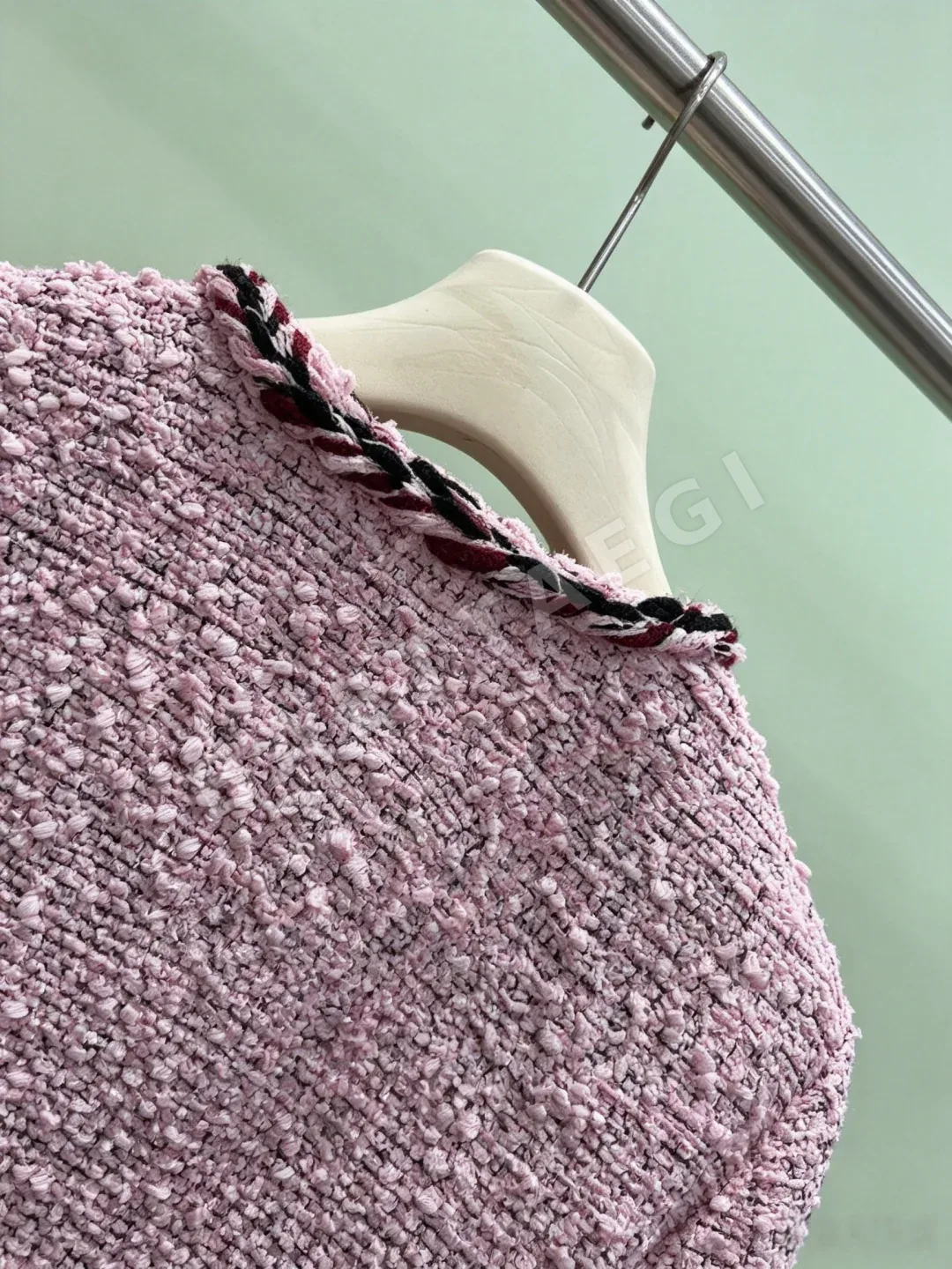 샤넬 벚꽃 핑크 트위드 크롭 자켓 상세 이미지 5