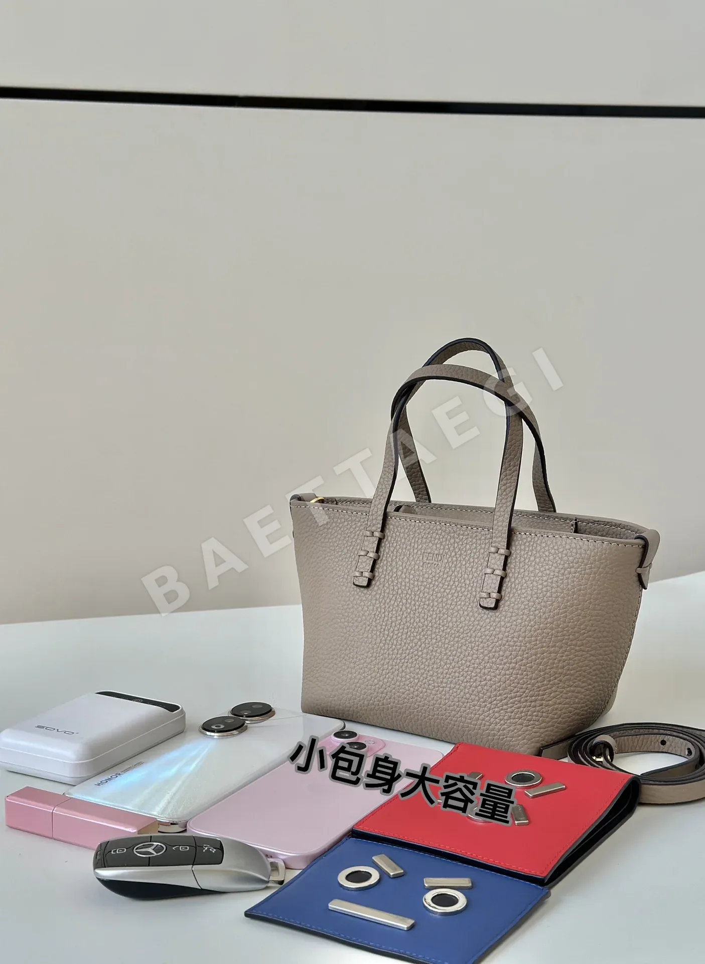 펜디 미니 롤 송아지가죽 숄더백 8655 C8655 C 상세 이미지 9