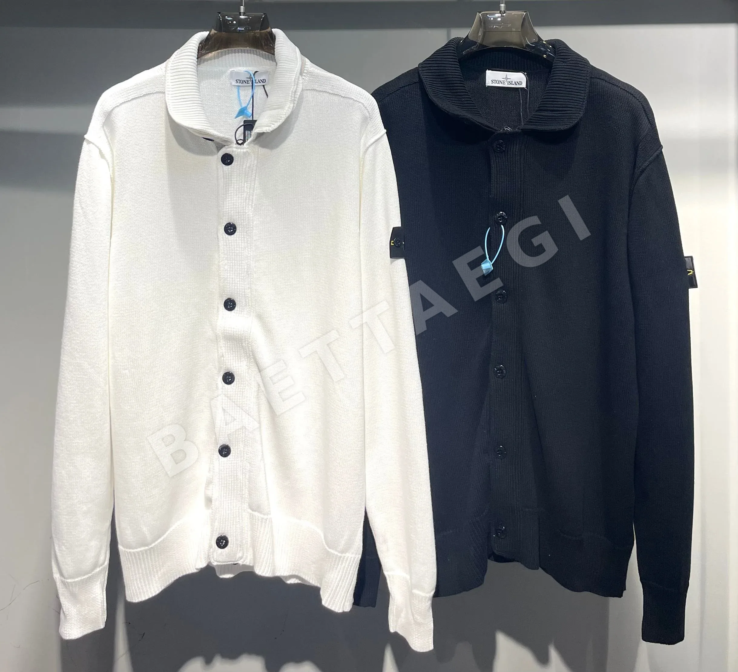 스톤아일랜드 하이넥 지퍼 버튼업 니트 가디건 51034