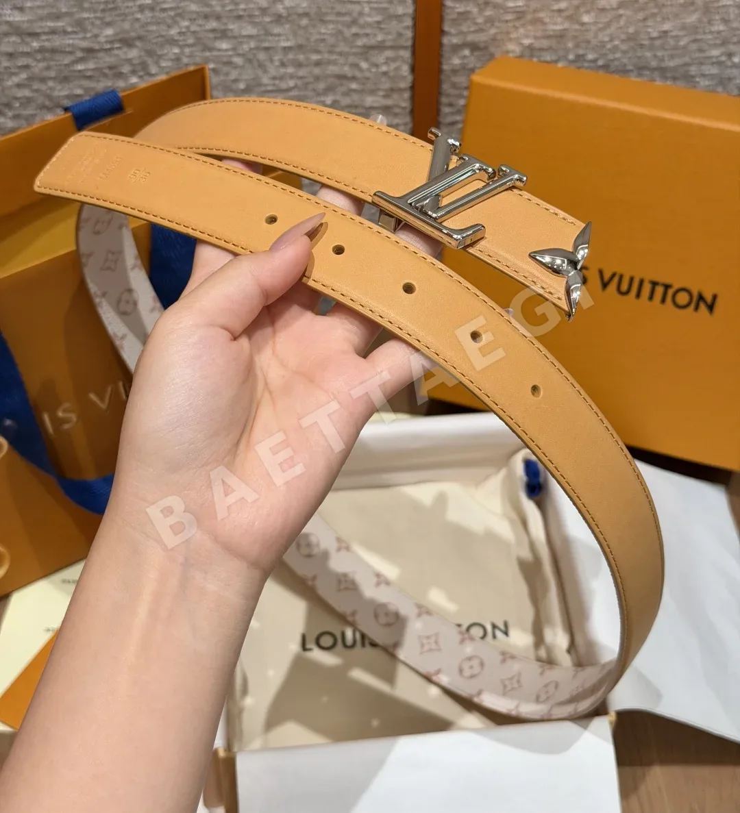 루이비통 30mm 리버서블 모노그램 벨트 상세 이미지 5
