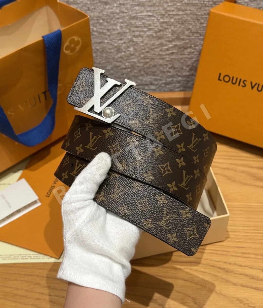 루이비통 LV 이니셜 펄 40mm 리버시블 벨트 상세 이미지 2