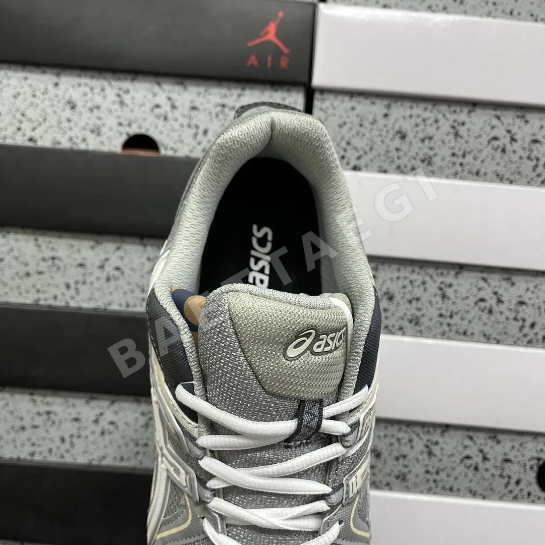 아식스 [XY] 젤 카하나 8 1012A978-028 200335 Asics Gel-Kahana 8 상세 이미지 6