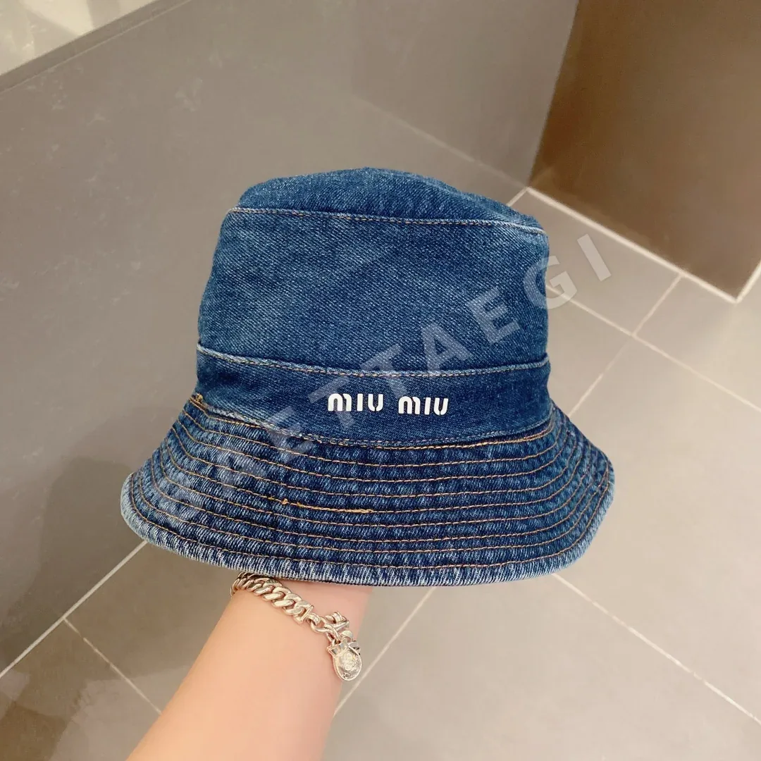 미우미우 모자 79447 Miu Miu Cap