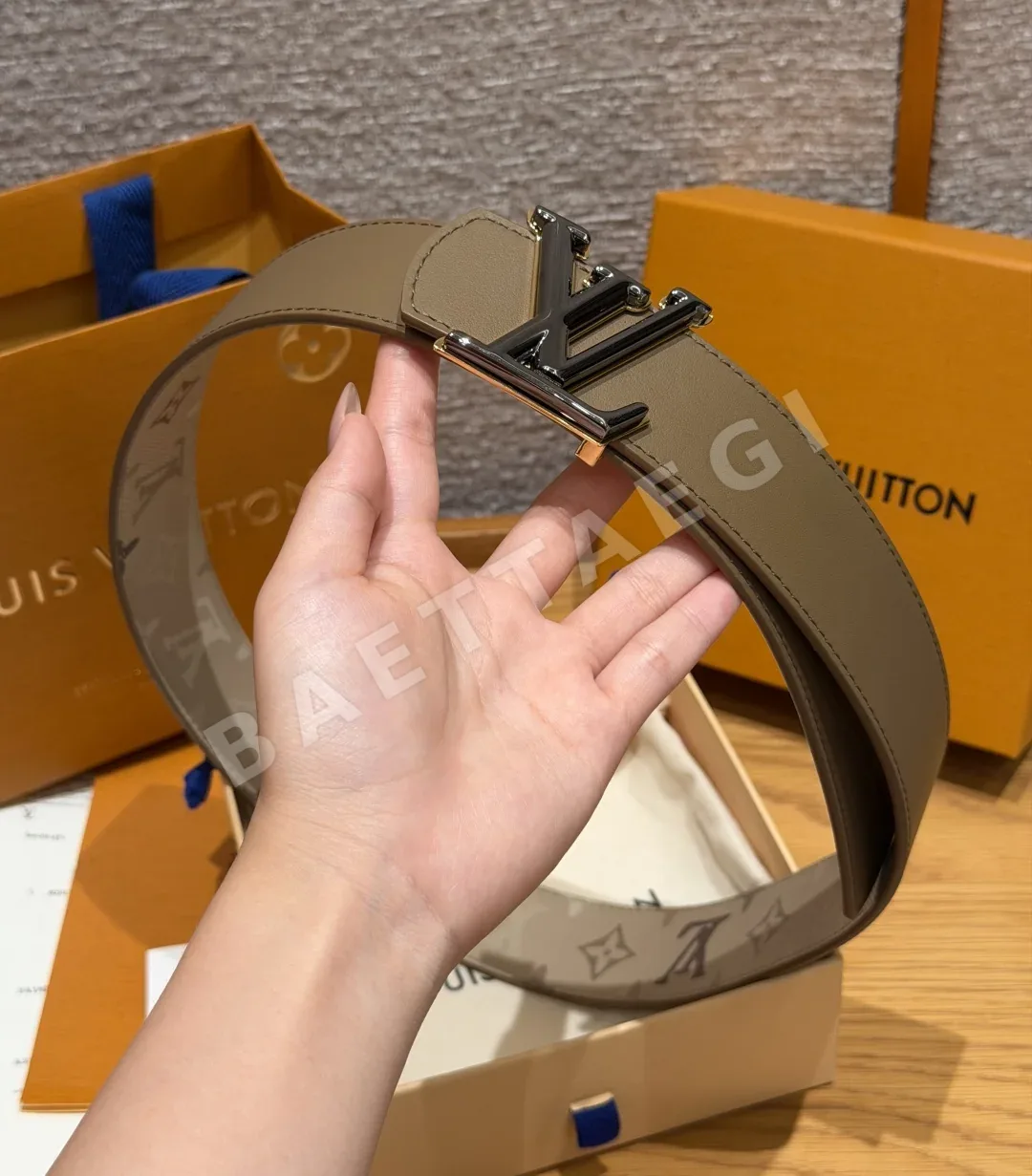 루이비통 디멘션 40mm 리버서블 벨트 상세 이미지 5