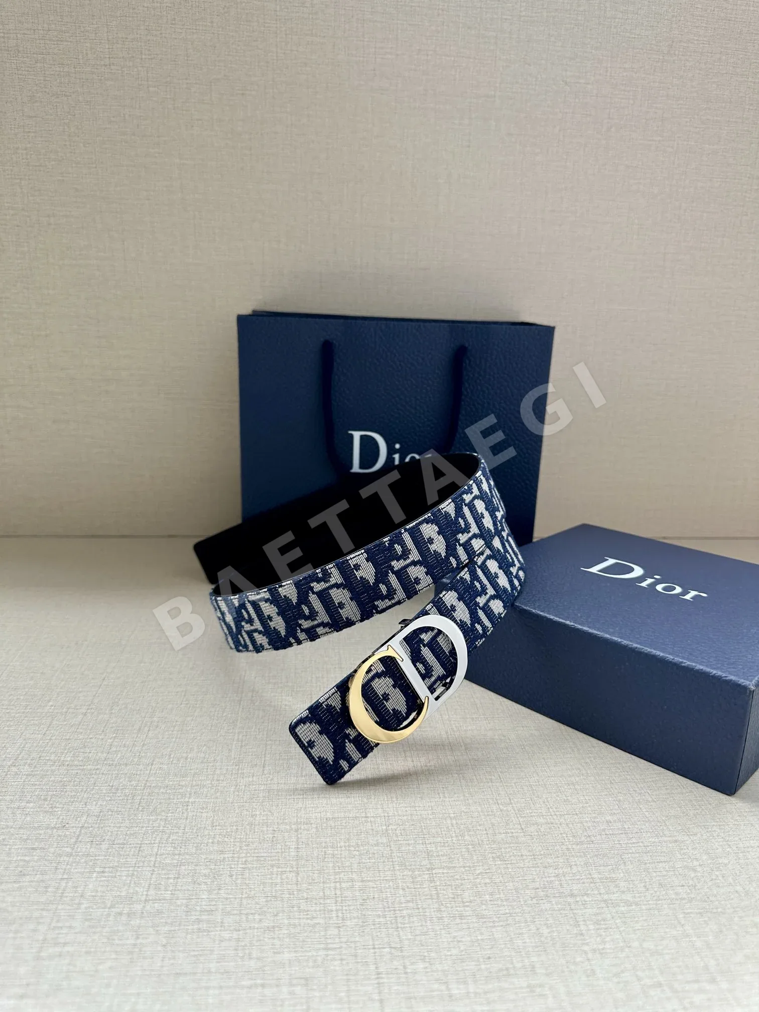디올 CD 로고 골드 버클 벨트 상세 이미지 4